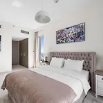 2Br Harbour Views T1, Creek View